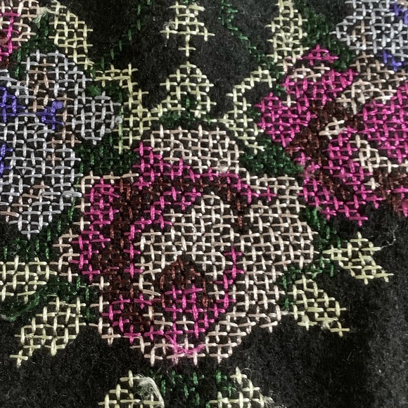 Vintage wool cross stitch embroidered skirt a line - Picture 2 of 7